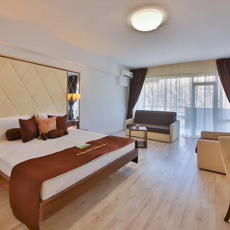 호텔 Prestige Deluxe Aquapark Club 4*