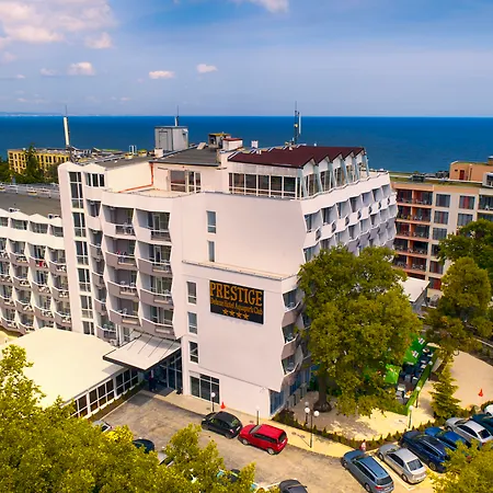 Prestige Deluxe Aquapark Club 4* غولدن ساندز