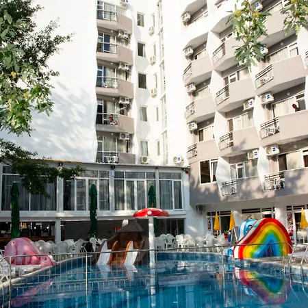 Prestige Deluxe Aquapark Club 4*