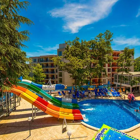 Prestige Deluxe Aquapark Club Готель 4*