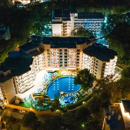 Prestige Deluxe Aquapark Club 호텔 4*