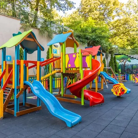 Prestige Deluxe Aquapark Club 골든샌드