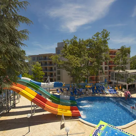 Prestige Deluxe Aquapark Club Готель 4*