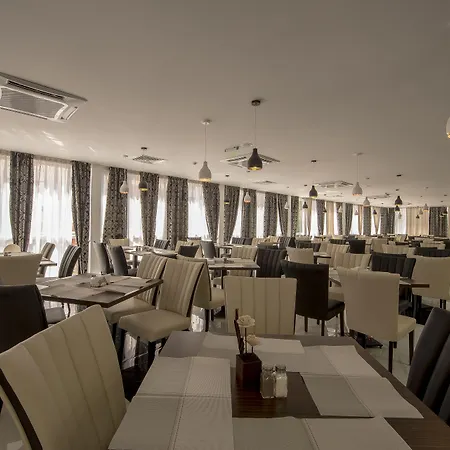 Prestige Deluxe Aquapark Club 4* Золоті Піски