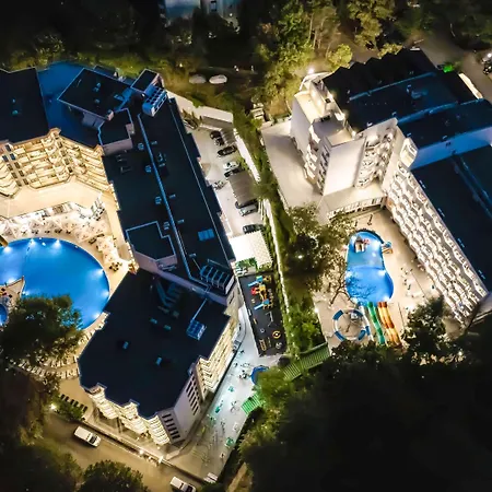 Готель Prestige Deluxe Aquapark Club 4*