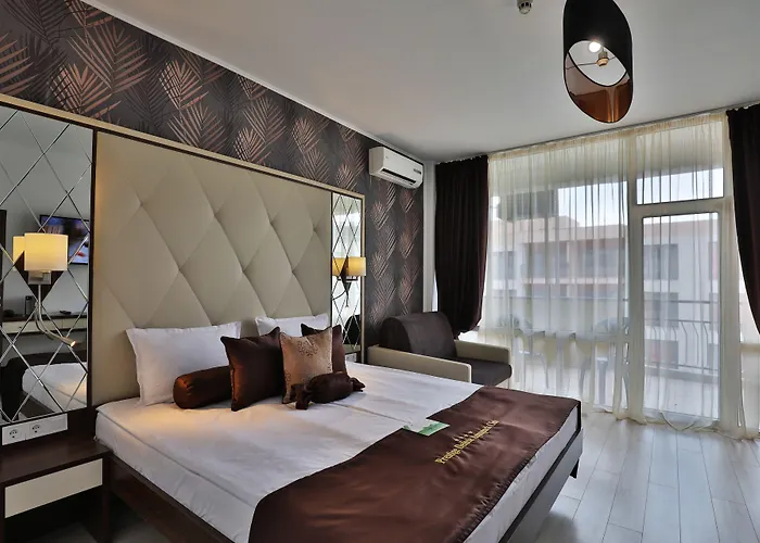 Prestige Deluxe Aquapark Club 酒店 4*